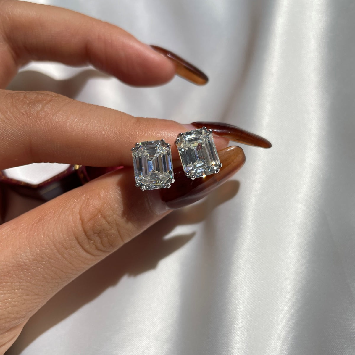 [Lumi Jewels]Dazzling Square Shape Earrings