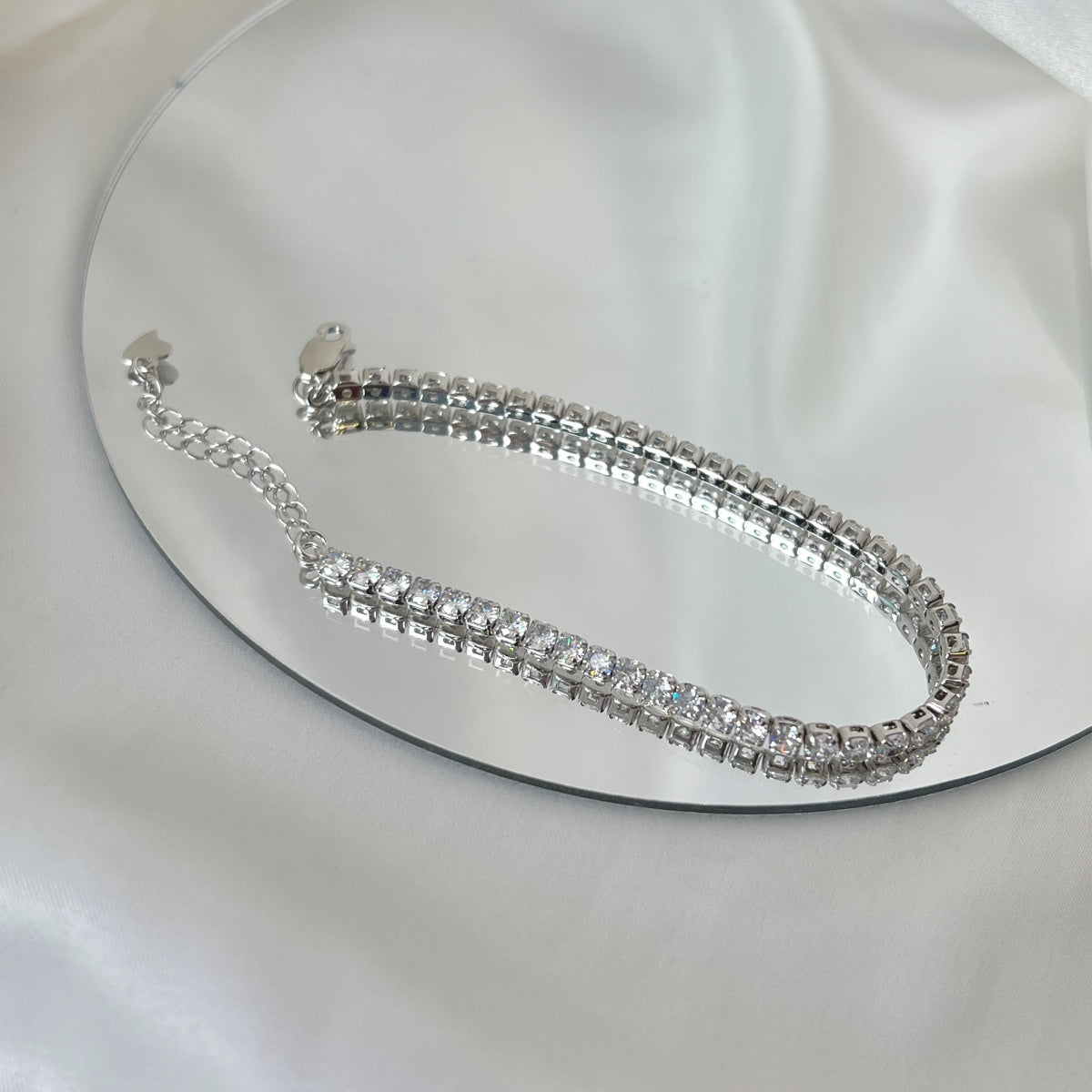 [Lumi Jewels]Sparkling Round Cut Daily Bracelet
