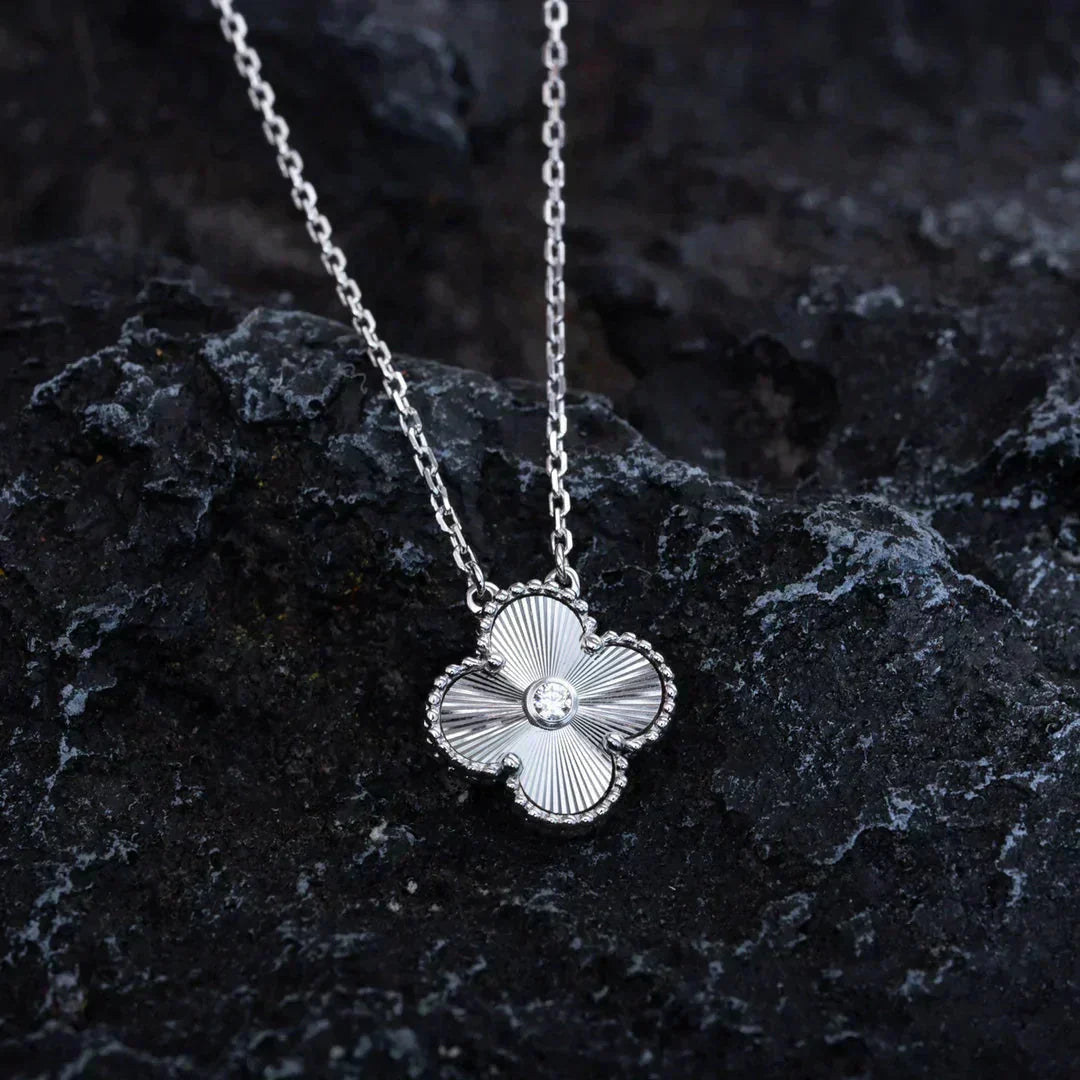 [Lumi Jewels]CLOVER COLLIER DIAMANT LASER 15MM ARGENT