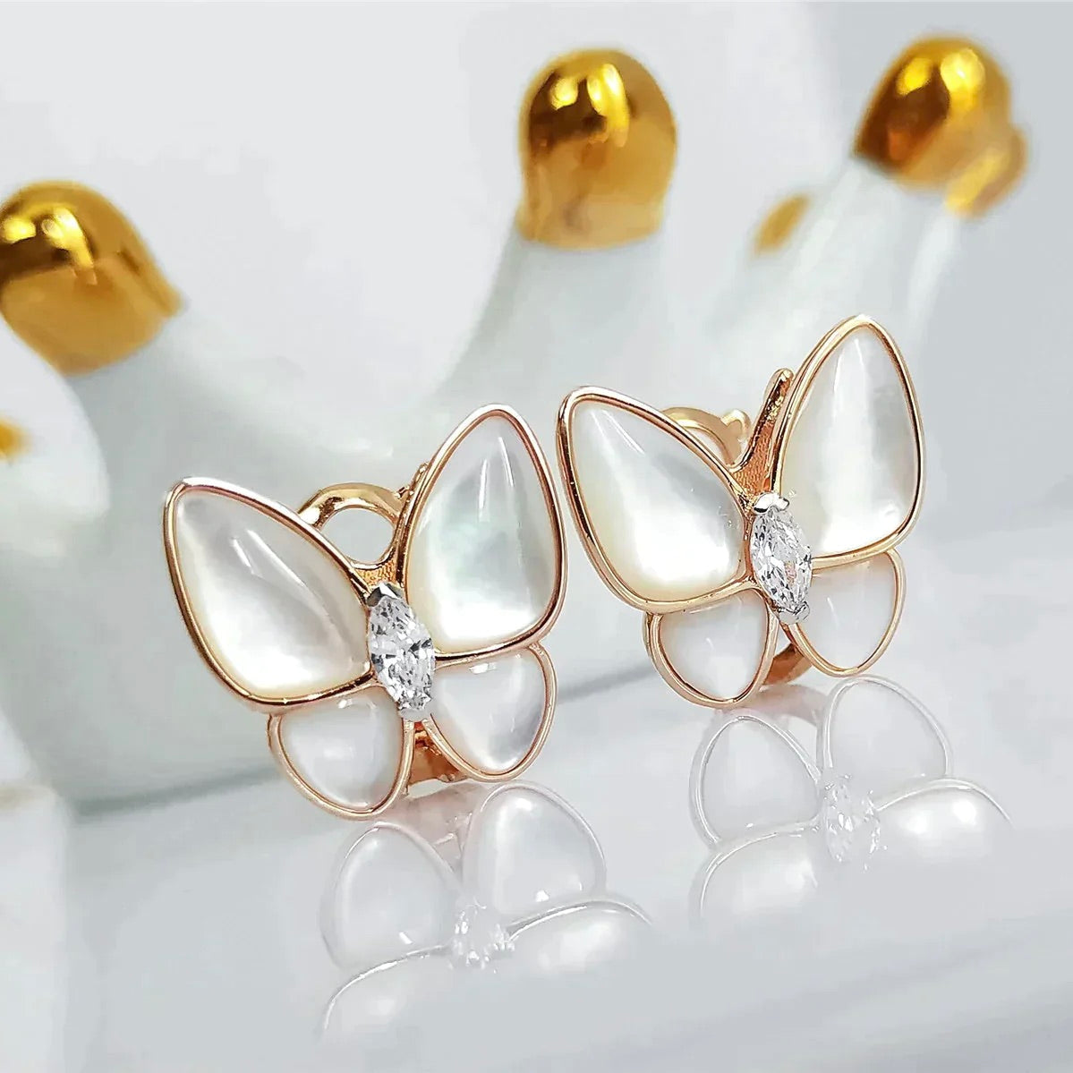 [Lumi Jewels]BOUCLES D'OREILLES PAPILLON NACRE ET DIAMANTS