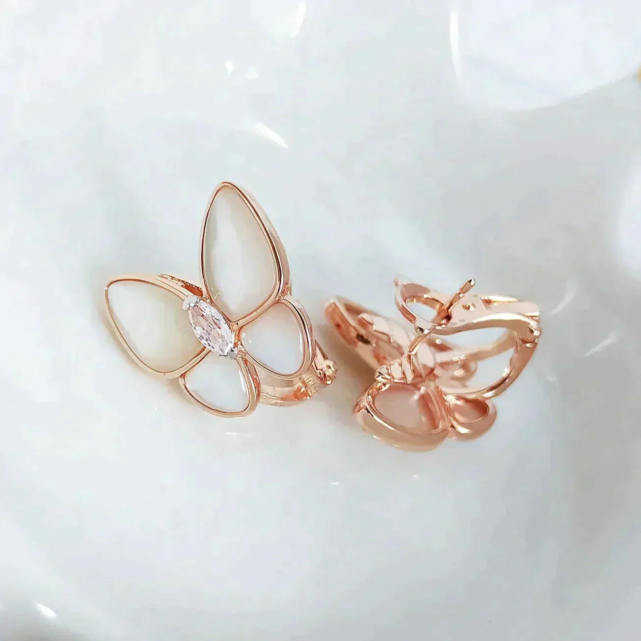 [Lumi Jewels]BOUCLES D'OREILLES PAPILLON NACRE ET DIAMANTS