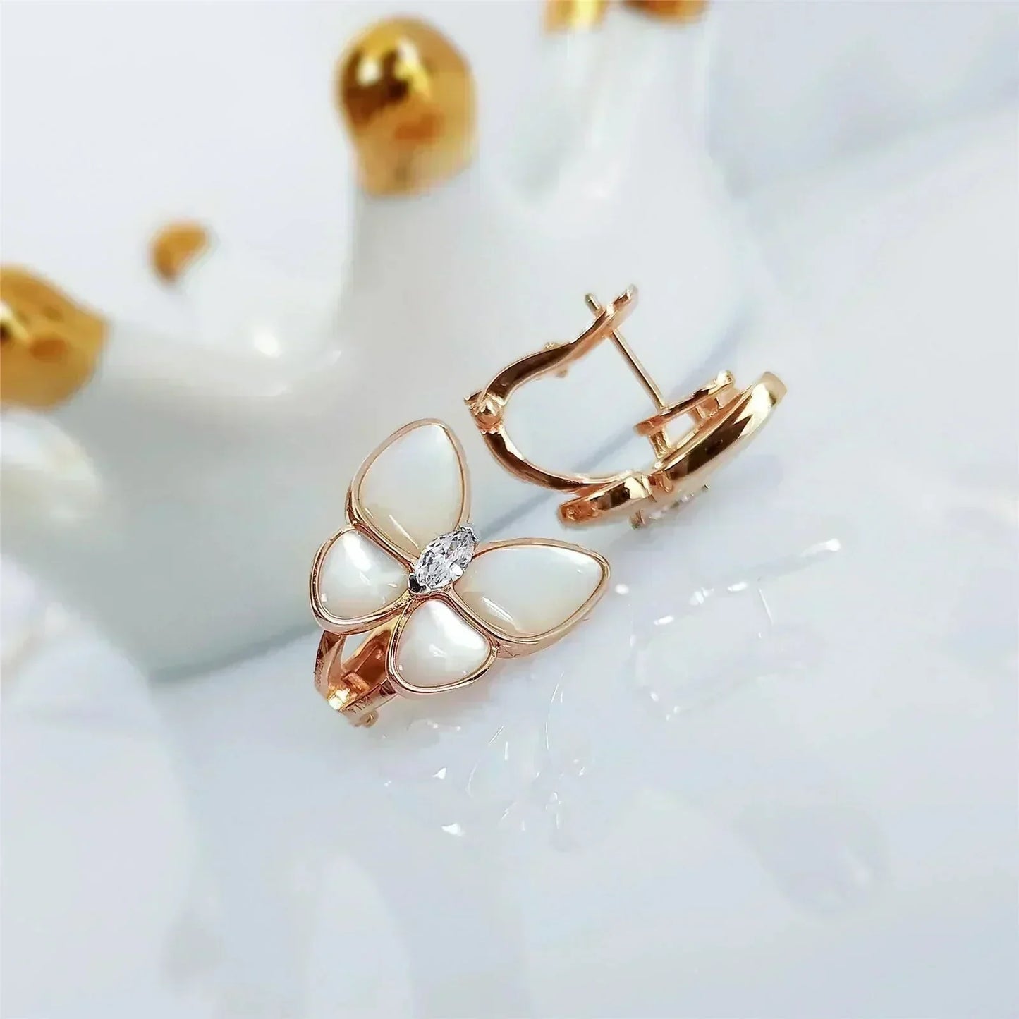 [Lumi Jewels]BOUCLES D'OREILLES PAPILLON NACRE ET DIAMANTS