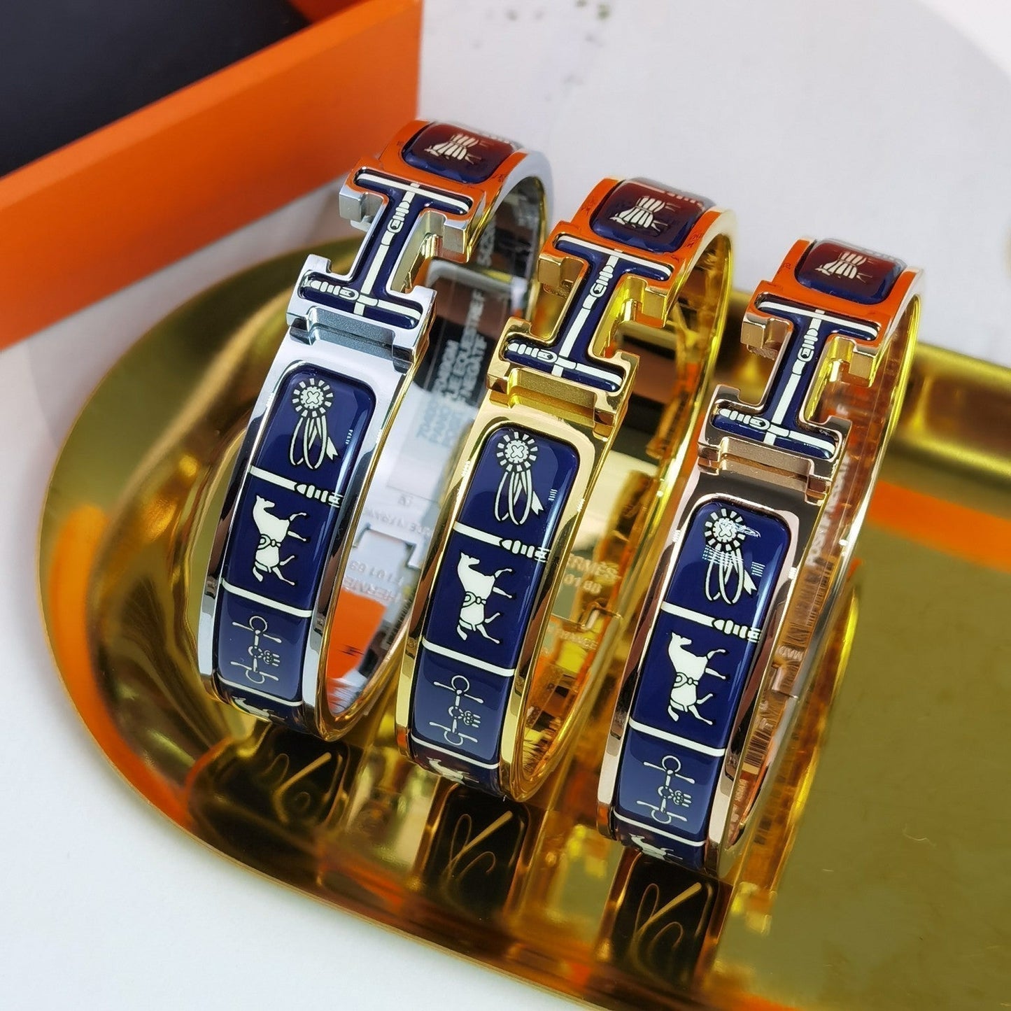 [Lumi Jewels]BRACELET BLEU FONCÉ À COUVERTURES H