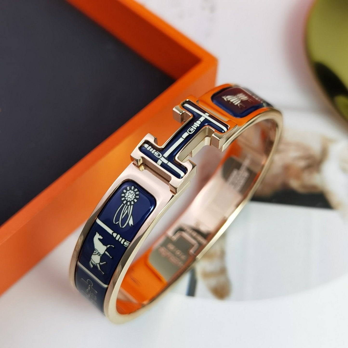 [Lumi Jewels]BRACELET BLEU FONCÉ À COUVERTURES H