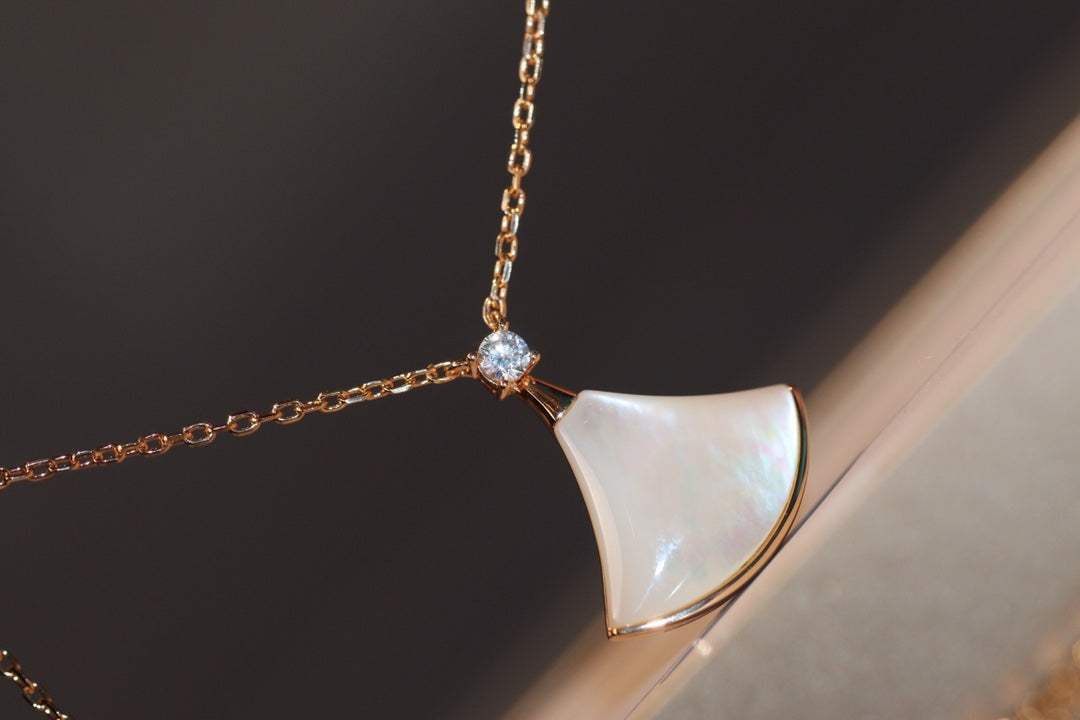 [Lumi Jewels]COLLIER RÊVE NACRE BLANCHE OR ROSE 1 DIAMANT