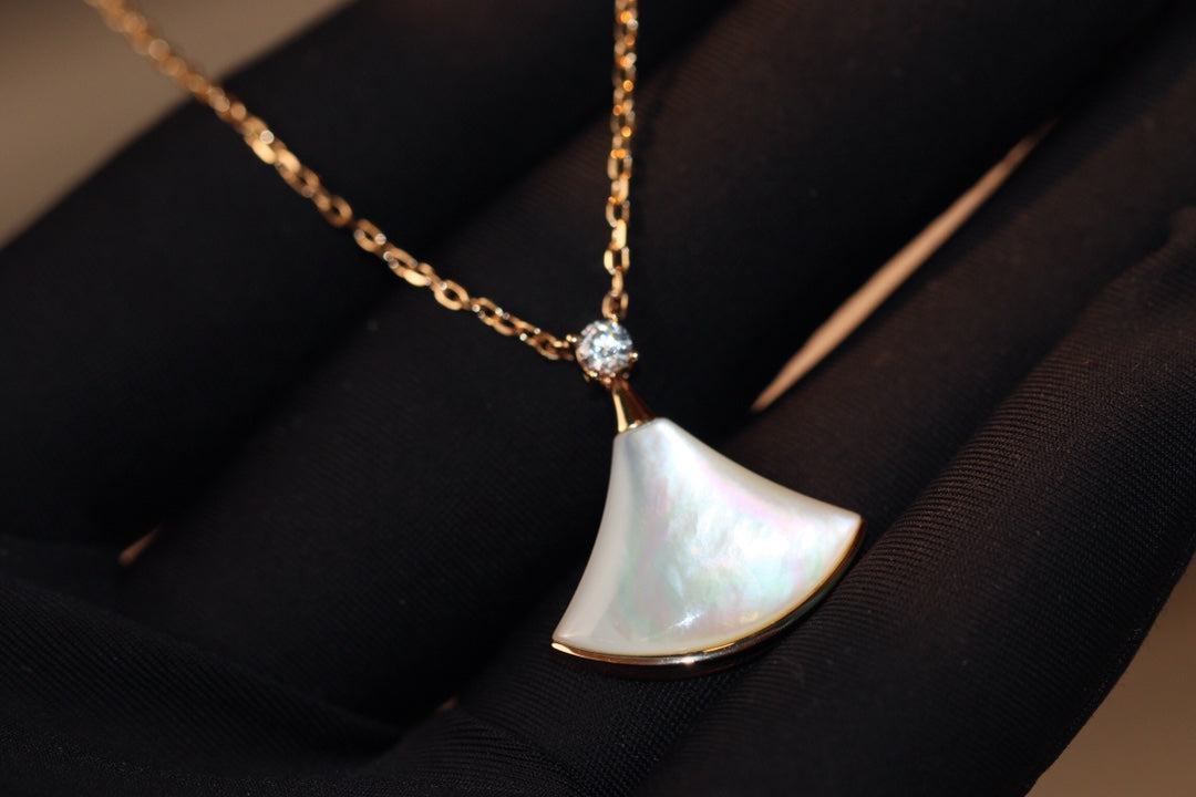 [Lumi Jewels]COLLIER RÊVE NACRE BLANCHE OR ROSE 1 DIAMANT