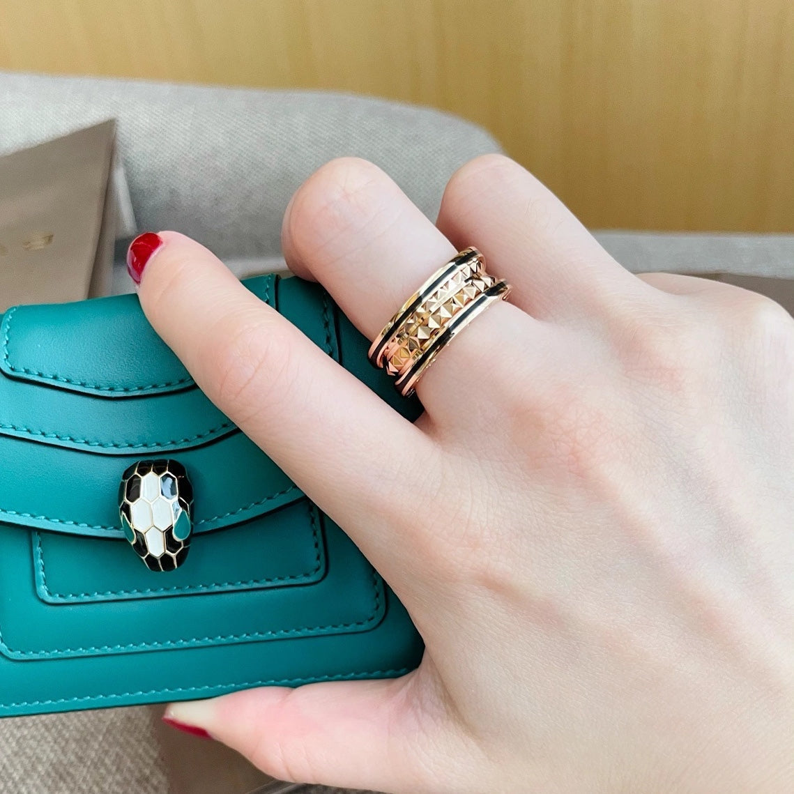 [Lumi Jewels]BAGUE ZÉRO 1 EN CÉRAMIQUE NOIRE ET OR ROSE