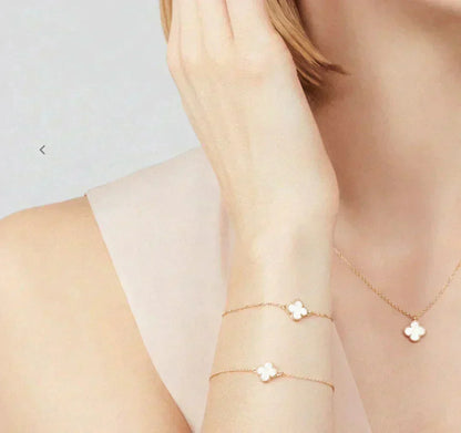 [Lumi Jewels]COLLIER TRÈFLE MINI 9,5 MM NACRE BLANCHE