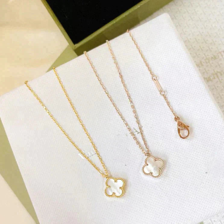 [Lumi Jewels]COLLIER TRÈFLE MINI 9,5 MM NACRE BLANCHE