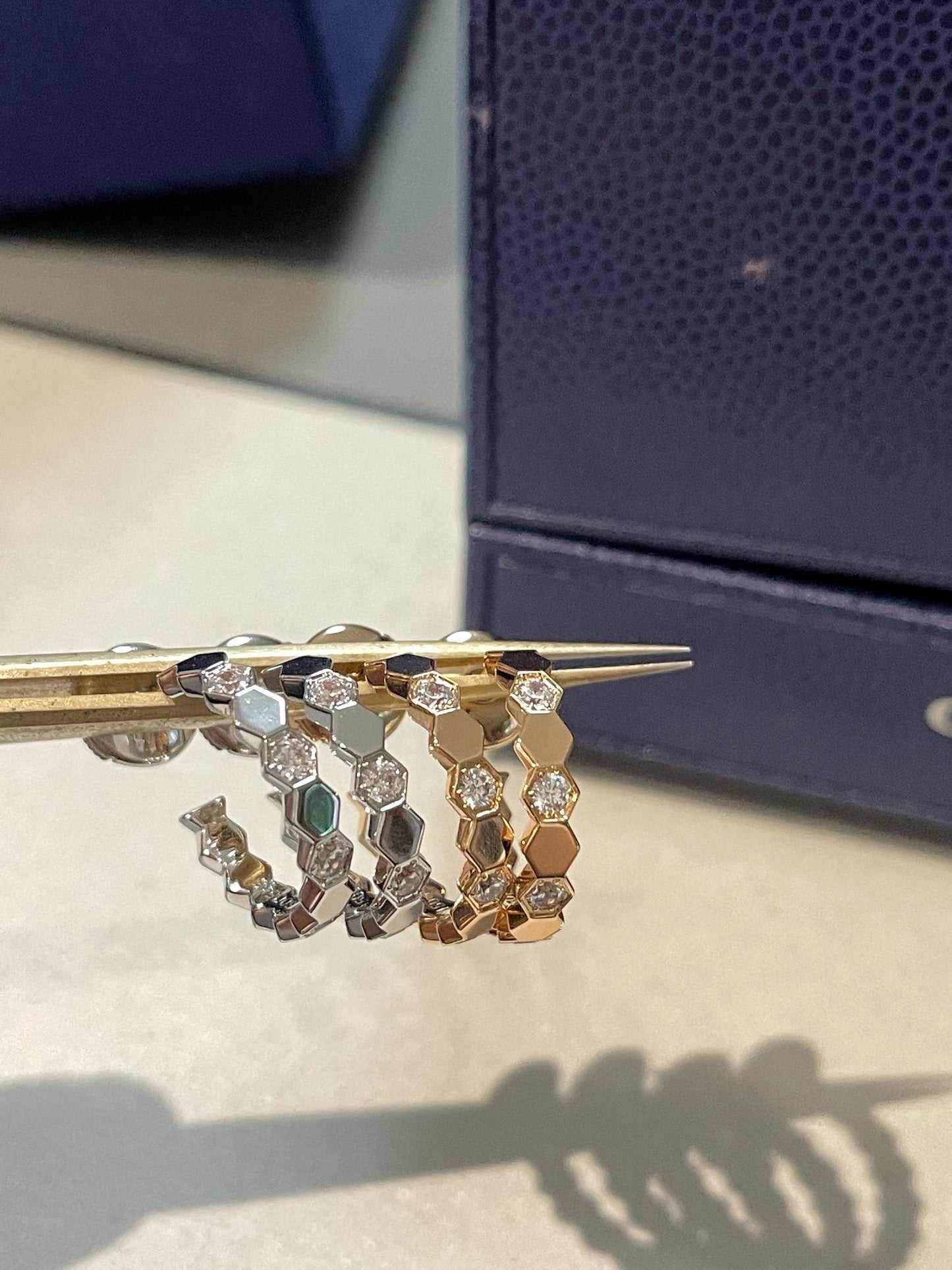 [Lumi Jewels]Bague en forme de fleur à quatre feuilles motif creux