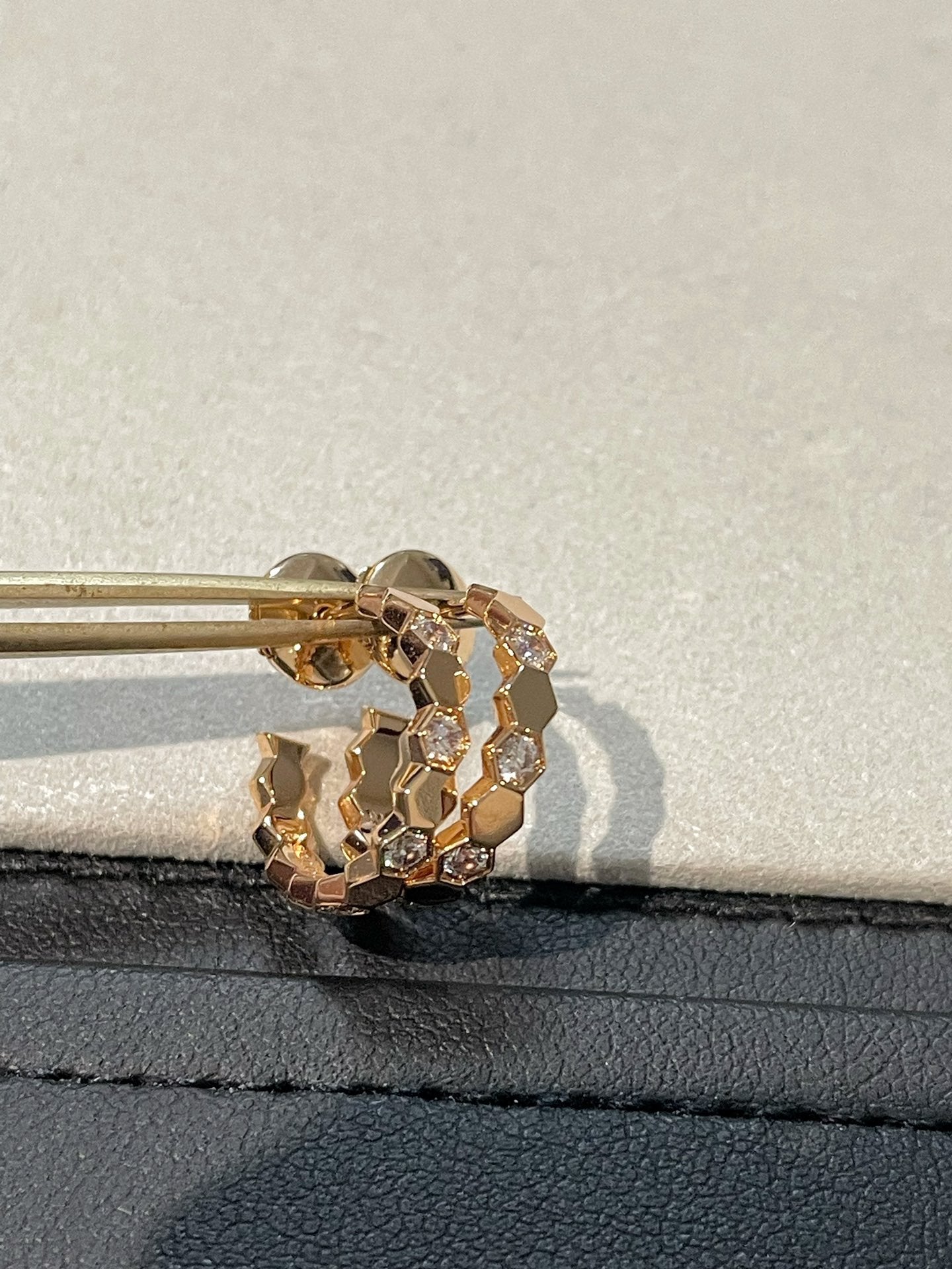 [Lumi Jewels]Bague en forme de fleur à quatre feuilles motif creux