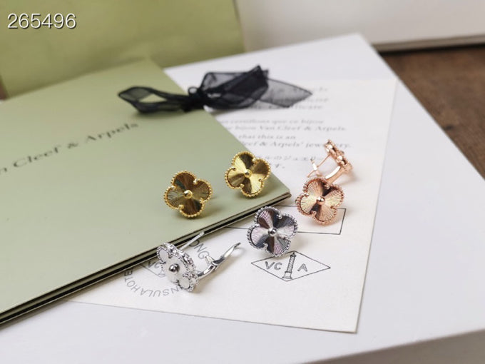 [Lumi Jewels]BOUCLES D'OREILLES CLOUS MOYENNES TRÈFLE