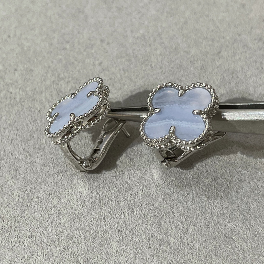 [Lumi Jewels]CLOVER CHALCEDONY SILVER STUD EARRINGS