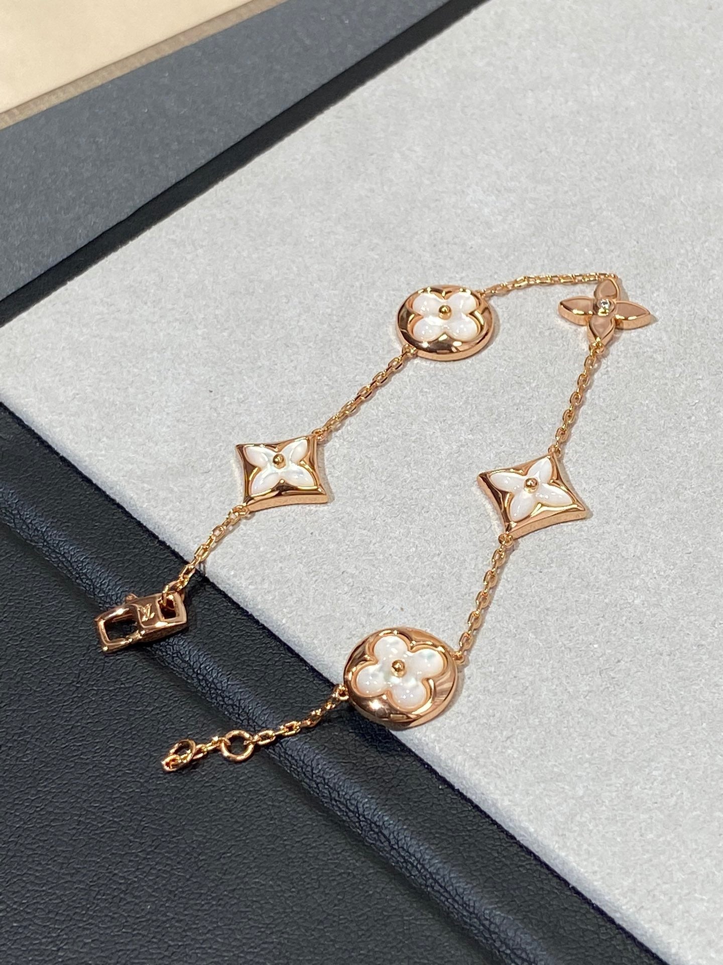 [Lumi Jewels]STAR AND SUN 5 MOTIF MOP PINK GOLD BRACELET