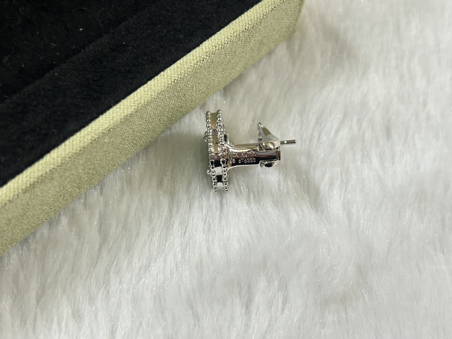 [Lumi Bijoux] BOUCLES D'OREILLES PENDANTS MOYENS TRÈFLE PIETERSITE