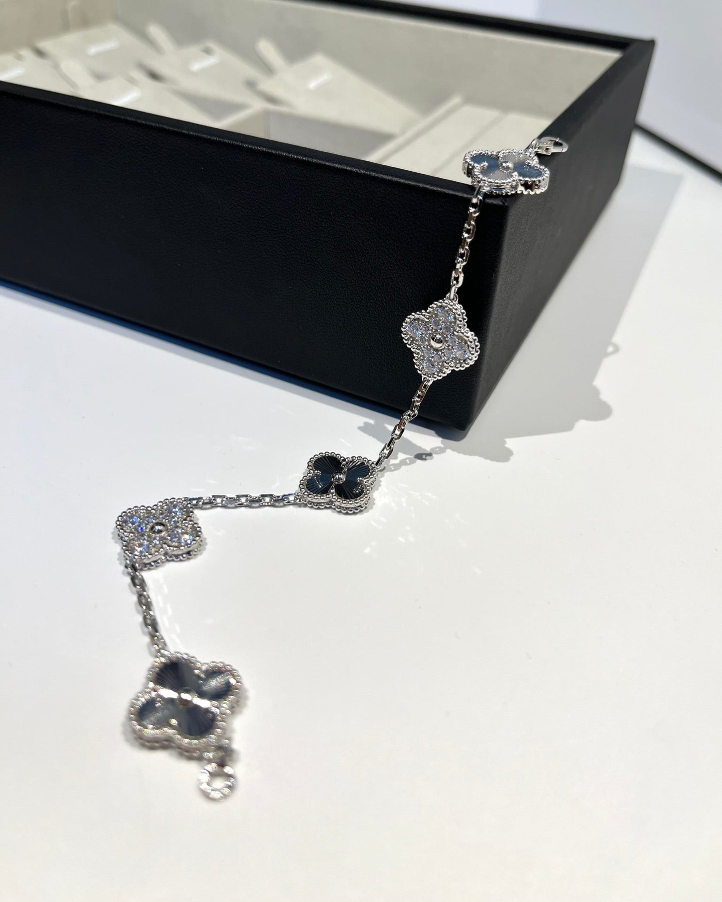 [Lumi Jewels]BRACELET TRÈFLE 5 MOTIFS ARGENT ET DIAMANTS