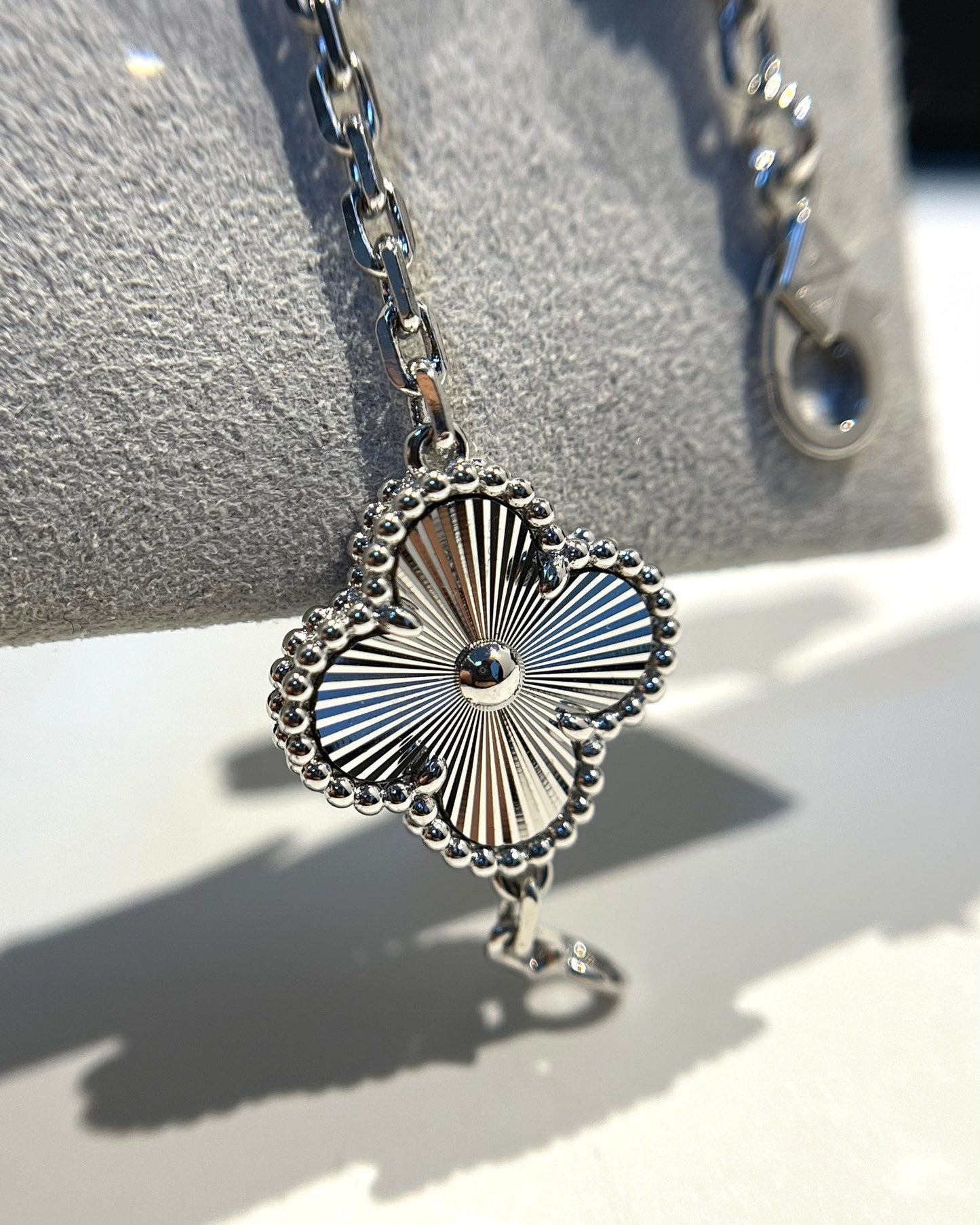 [Lumi Jewels]BRACELET TRÈFLE 5 MOTIFS ARGENT ET DIAMANTS
