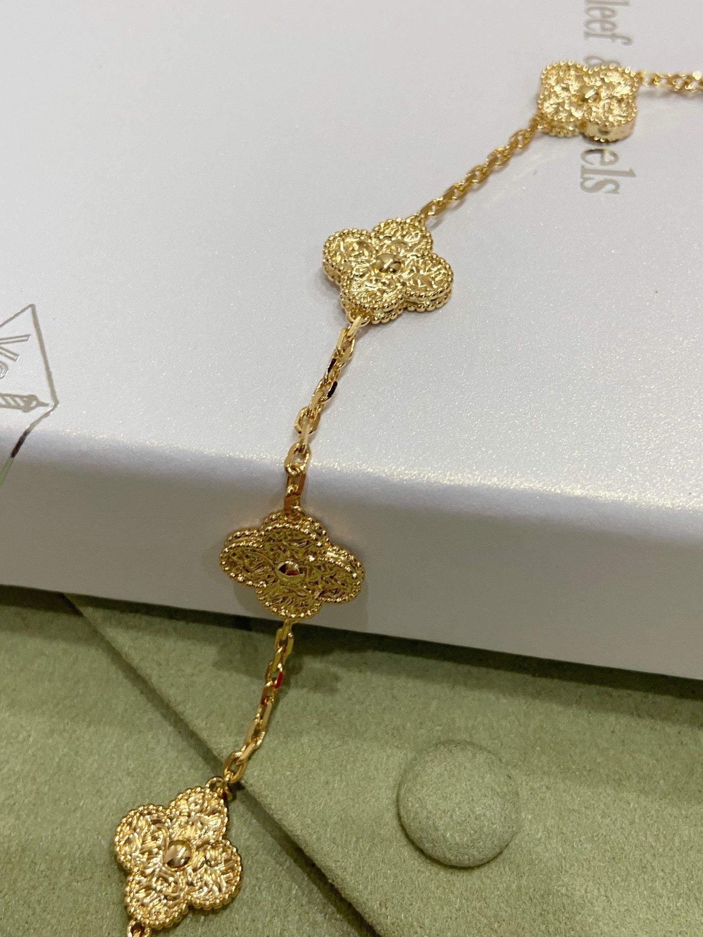 [Lumi Jewels]CLOVERS THE 10-MOTIFS NECKLACE