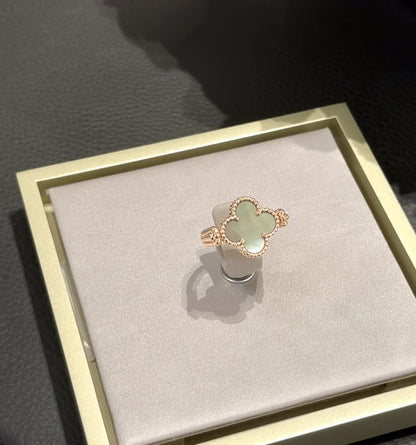 [Lumi Jewels]BAGUE TRÈFLE RÉVERSIBLE NACRE GRISE