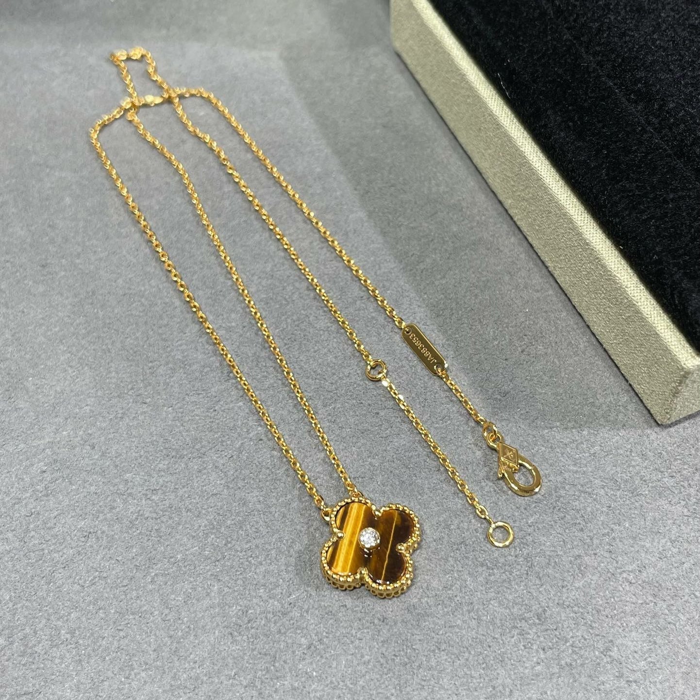 [Lumi Jewels]CLOVER Collier 15MM DIAMANT ET ŒIL-DE-TIGRE JAUNE AGATE