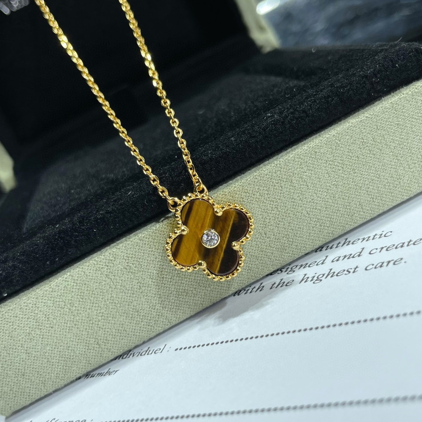 [Lumi Jewels]CLOVER Collier 15MM DIAMANT ET ŒIL-DE-TIGRE JAUNE AGATE