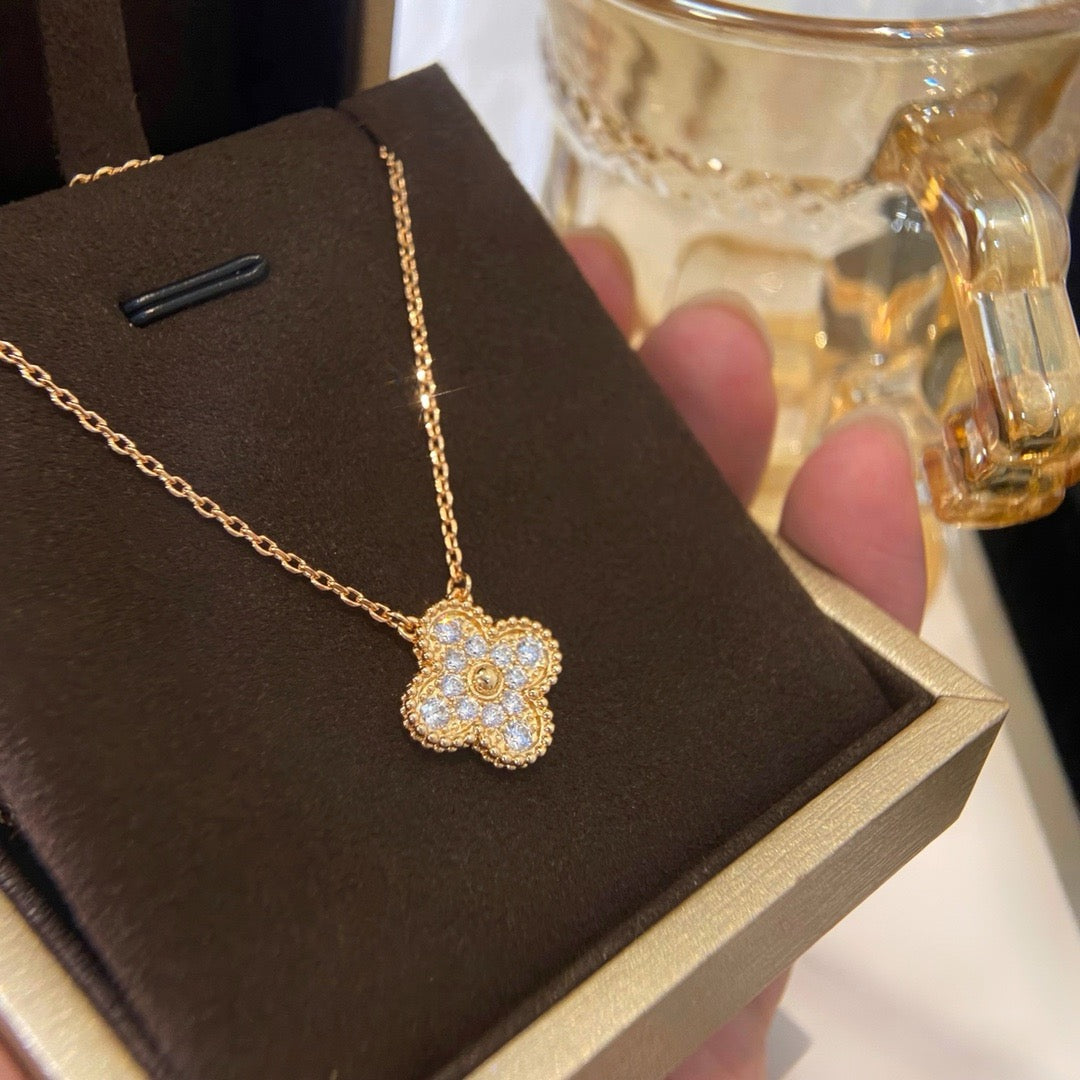 [Lumi Jewels] COLLIER FLEUR SOLITAIRE DIAMANT TRÈFLE 15 MM