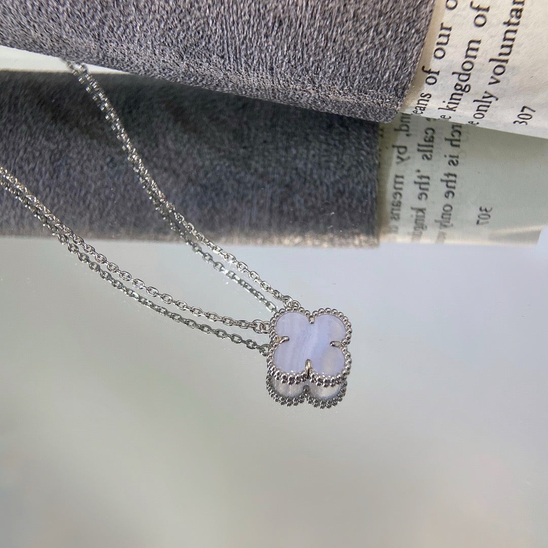 [Lumi Jewels]COLLIER TRÈFLE 15MM CALCÉDOINE BLEUE ARGENT