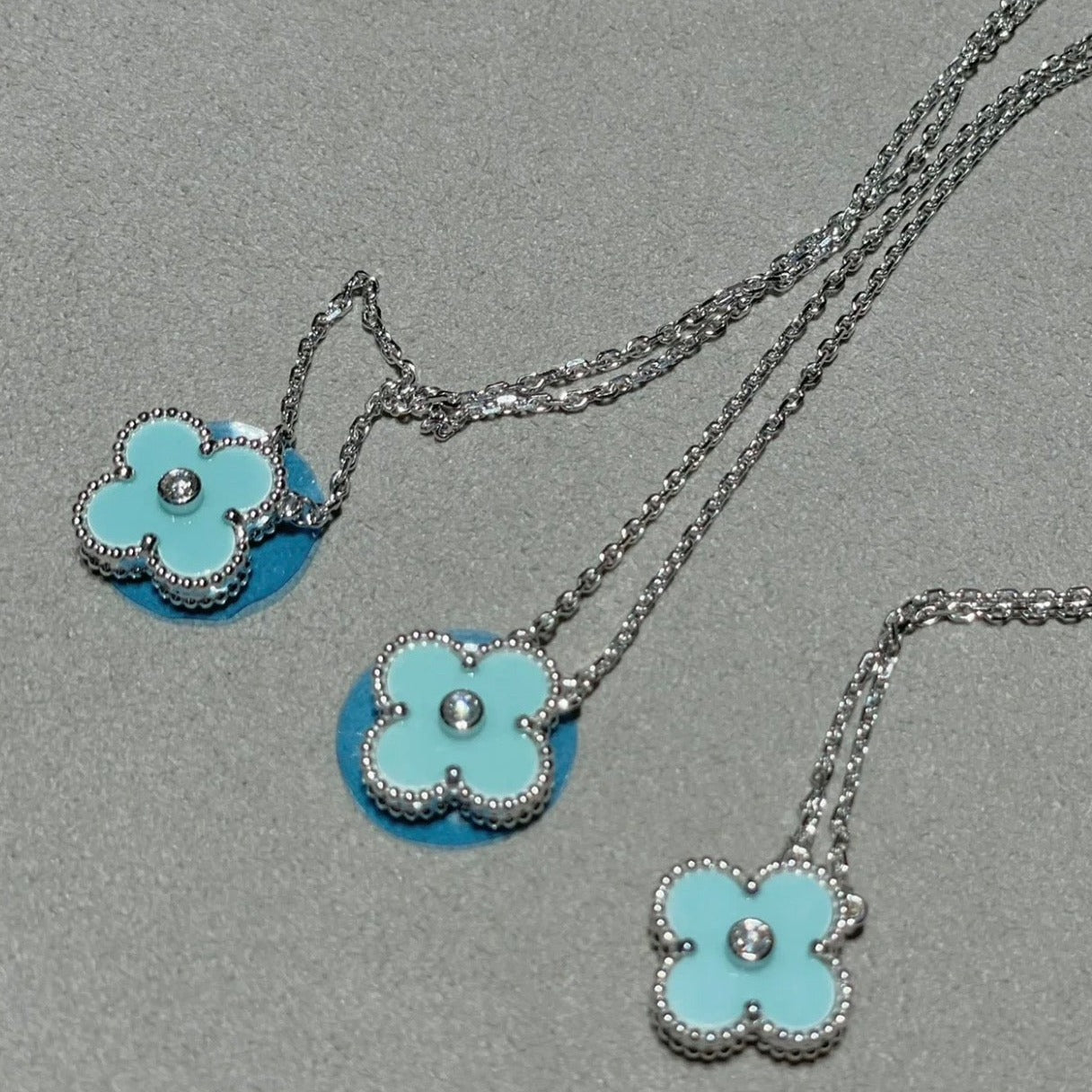 [Lumi Jewels] COLLIER TRÈFLE 1 DIAMANT BLEU CLAIR ARGENT