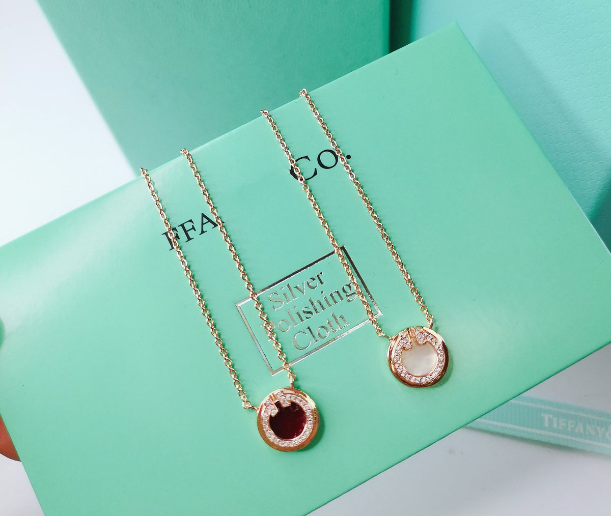 [Lumi Jewelry]DIAMOND AND MOTHER PEARL CIRCLE NECKLACE PENDANT