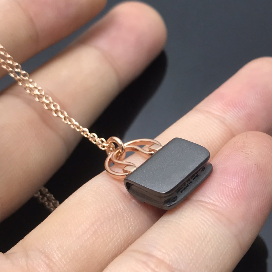 [Lumi Jewels]WOMEN'S HM AMULETTES CONSTANCE PENDANT NECKLACE