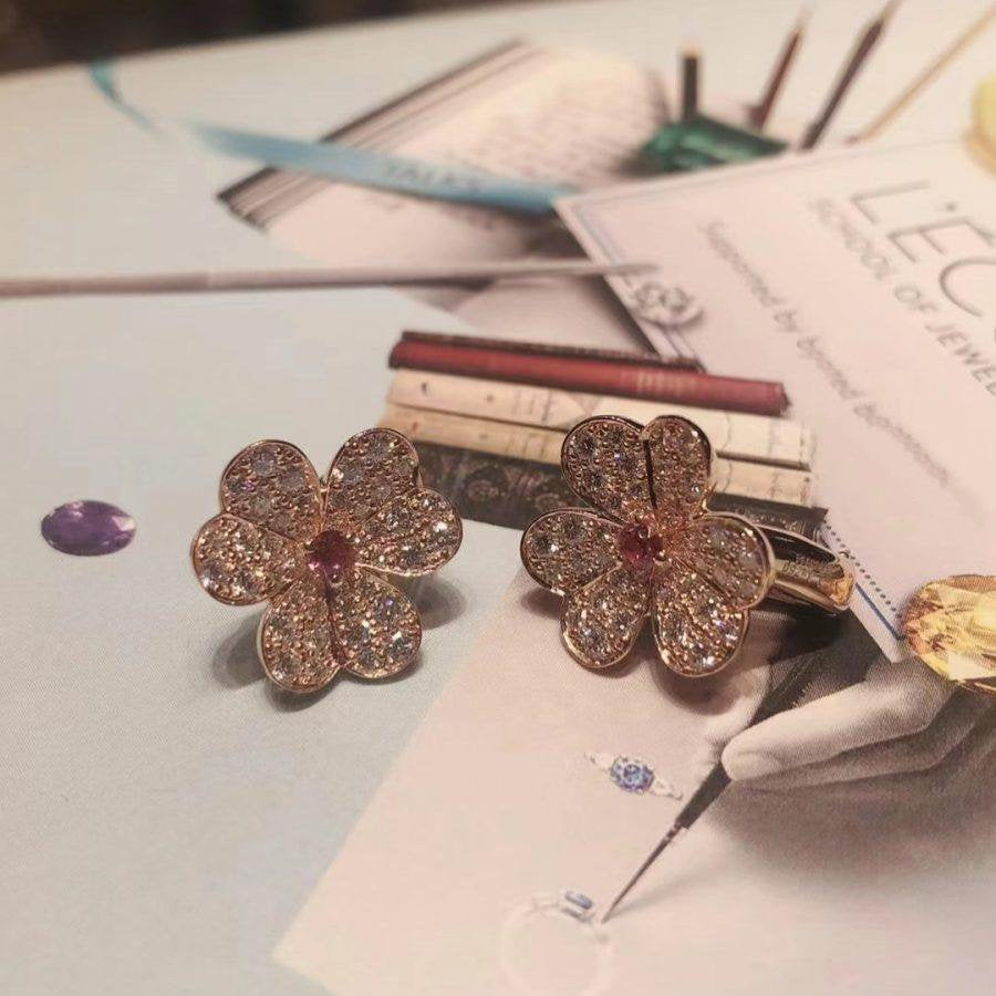 [Lumi Jewels]BOUCLES D'OREILLES FLEUR EN OR ROSE FRIVOLE ET DIAMANTS