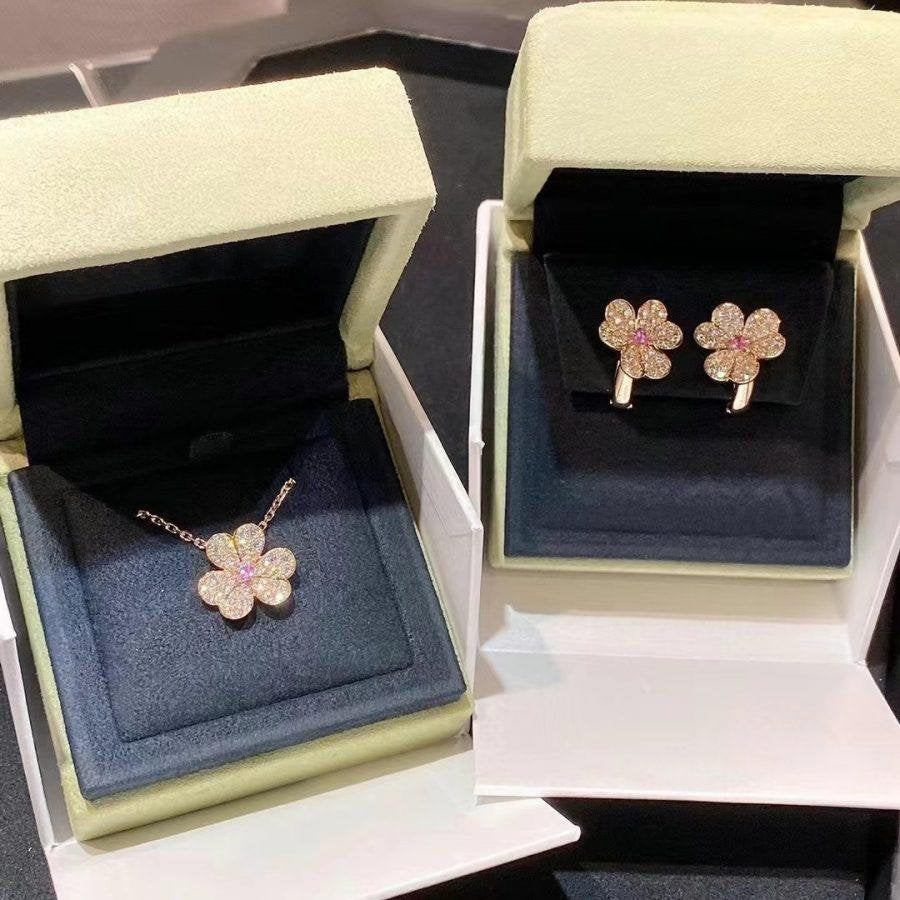 [Lumi Jewels]BOUCLES D'OREILLES FLEUR EN OR ROSE FRIVOLE ET DIAMANTS