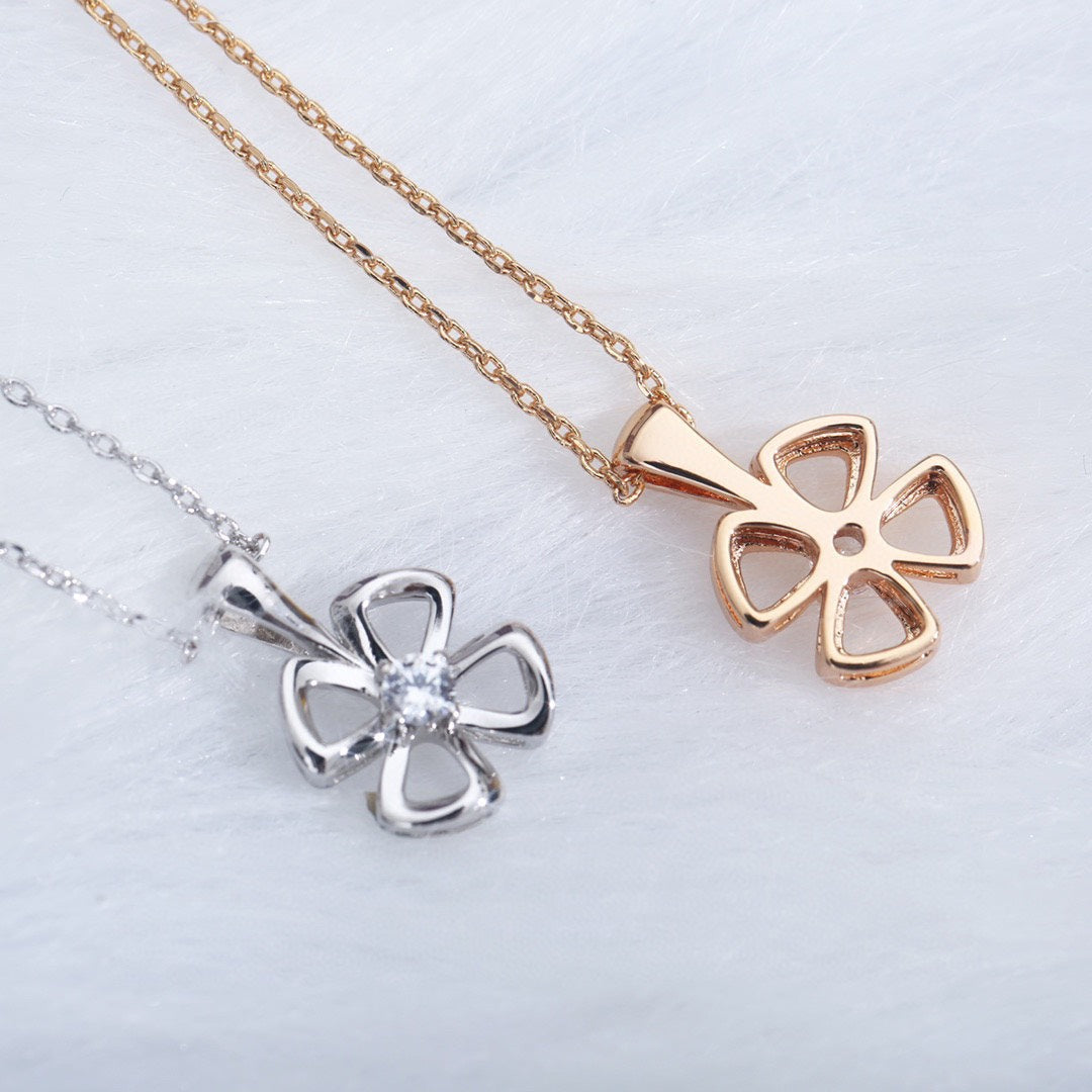 [Lumi Jewels]COLLIER FIOREVER DIAMANT CENTRAL