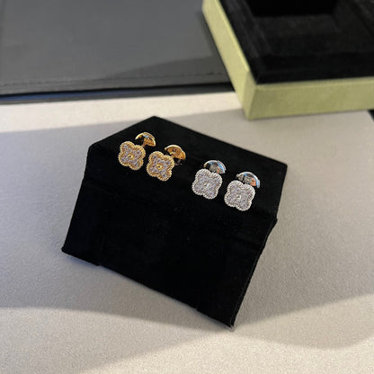 [Lumi Jewels]PUCES D'OREILLES MINI TRÈFLE DIAMANT